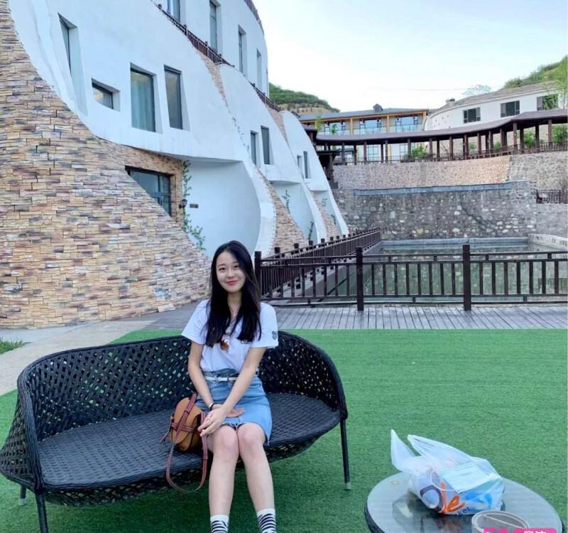 特别漂亮的妹子