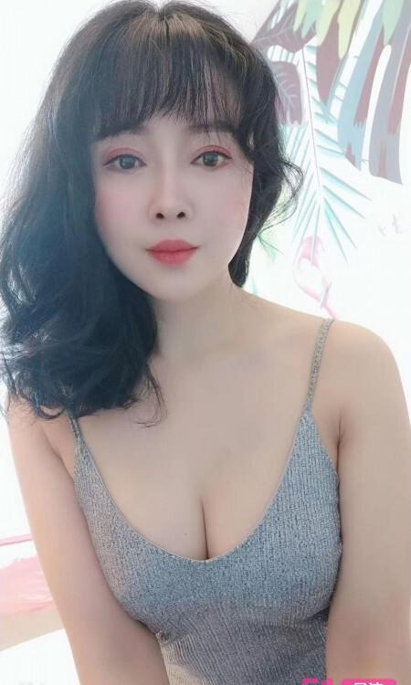 丹妮小姐姐让你欲罢不能