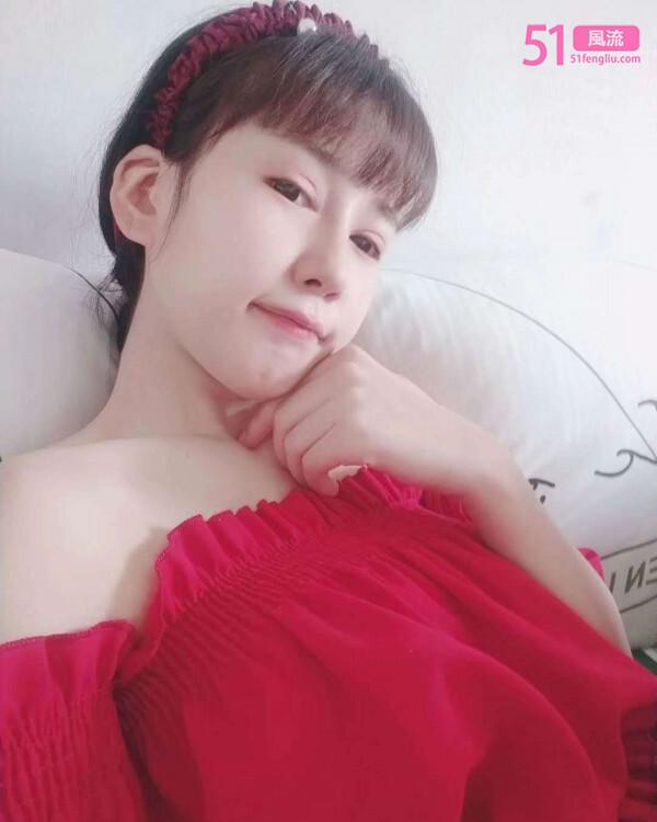 20岁乖萌可爱的小梦