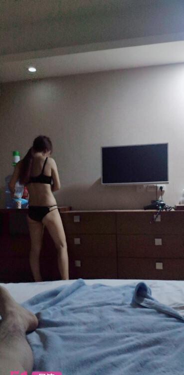 金凤兼职年轻妹妹