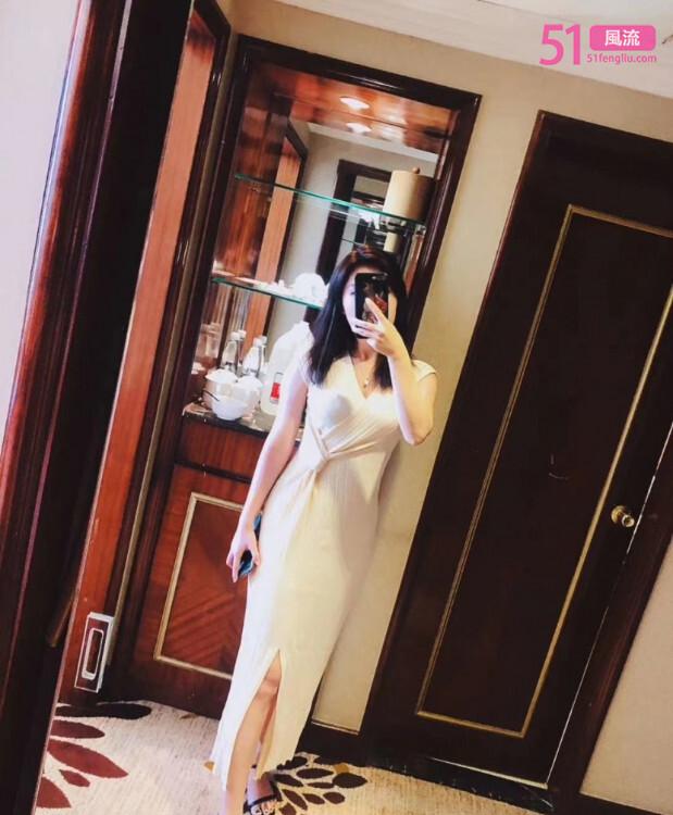 三好街高质量小姐姐