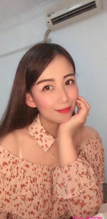 十里河刚来京新入行的活力可爱小萝莉