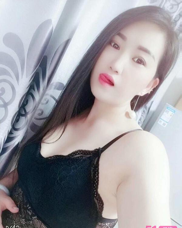 双飞东北浪妹四奶双逼三人云雨