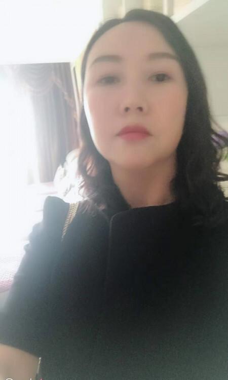 同德广场大胸熟女