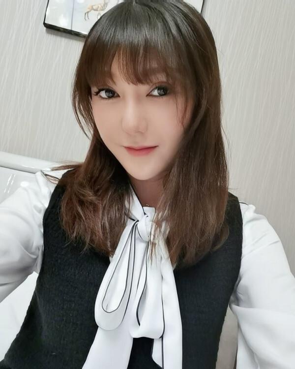 刚来没多久的妹子 涂涂