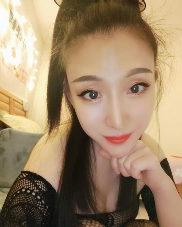 海湖大胸咪咪老师