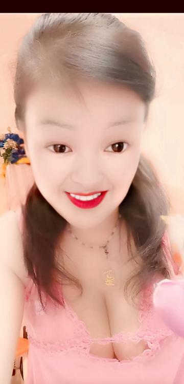 SM大胸泄火少妇