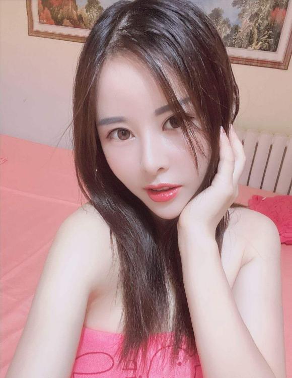 天河纯情小姐姐