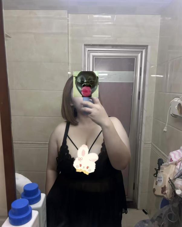 胖胖的大码美女