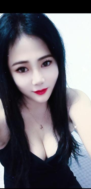 姑苏胸大屁股大御姐范