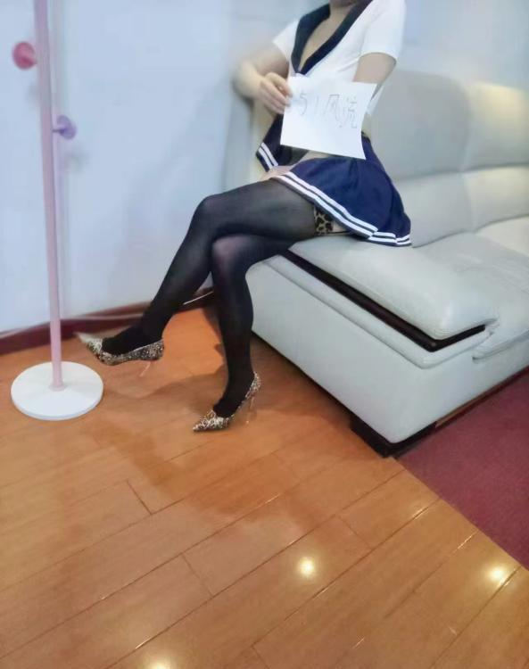 南坪万达特骚少妇珊珊