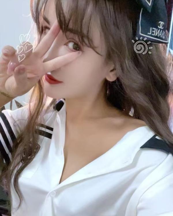 东门盼盼嫣然好评