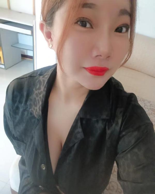 沈阳超级大胸全活少妇