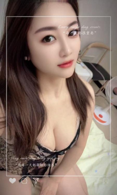 深喉囗暴开大波妹