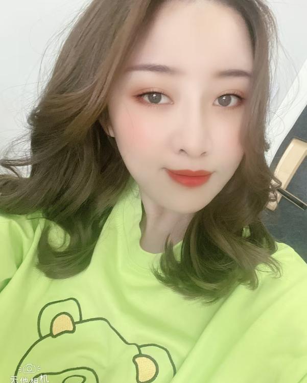 北滨路姚姚大熊女友感