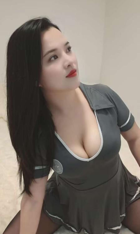 二刷妖艳风骚少妇珍妮