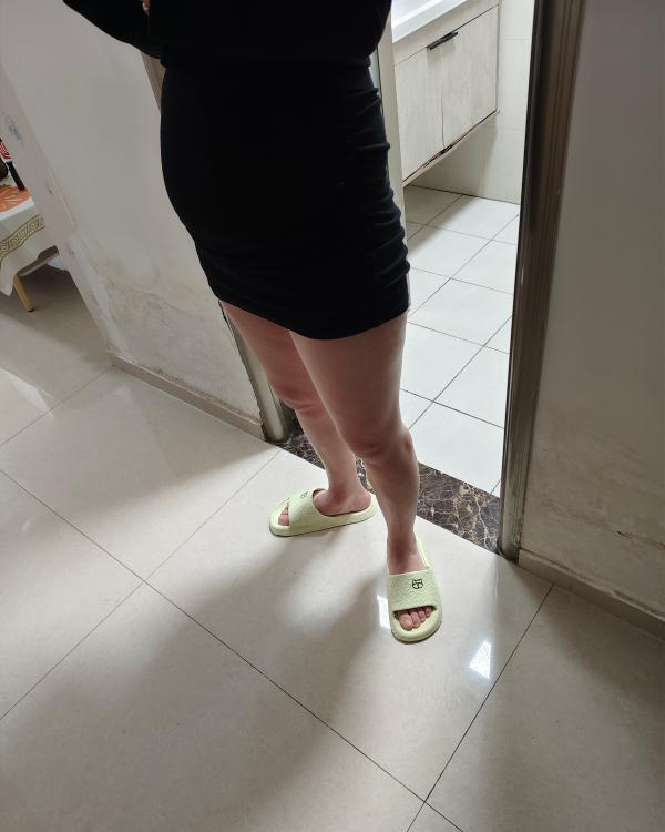 腿型很好的良家少妇