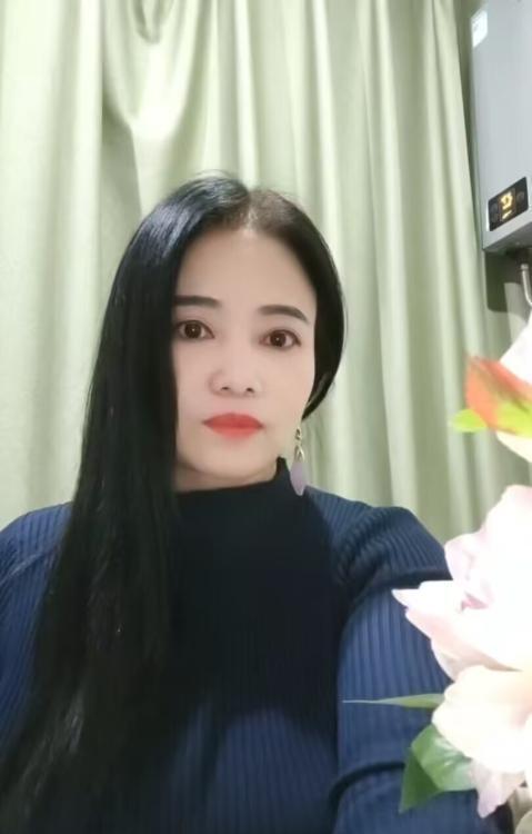 黄泥磅大胸少妇姐