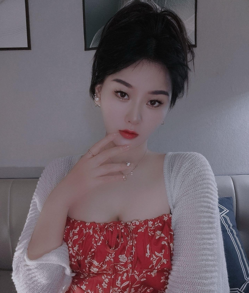 思明区巨乳嫩妹朵朵