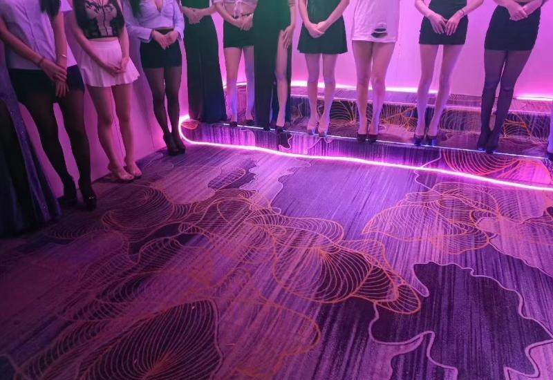 普陀莞式全裸海选