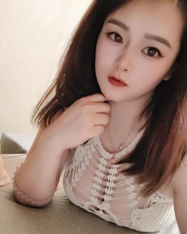 羅湖大奶妹子溫妮