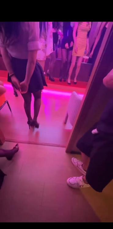 海选姐妹花双飞体验记