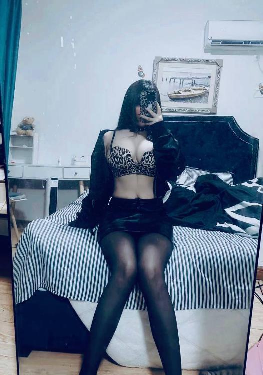 高挑大长腿馨菲老师