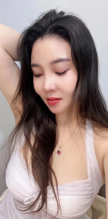 二刷风骚少妇小如