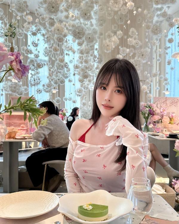 温柔性感身材好老师