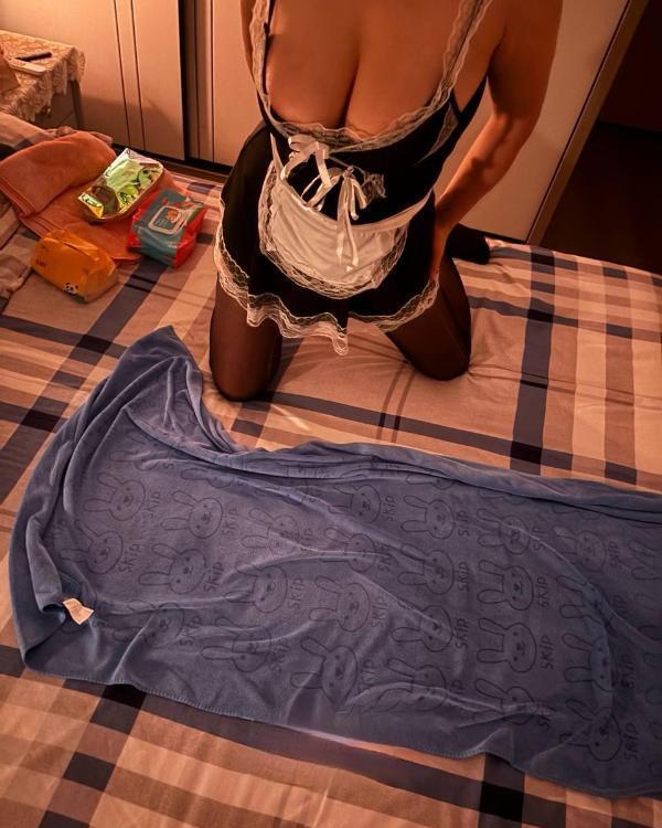 性价比短发少妇