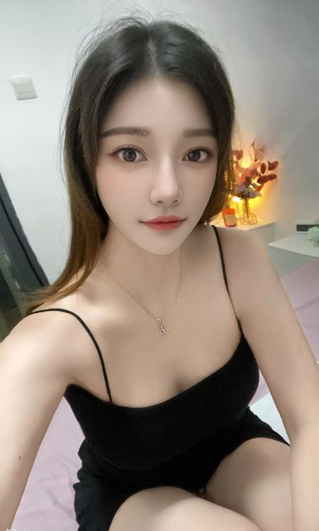 肤白翘臀南孙老师