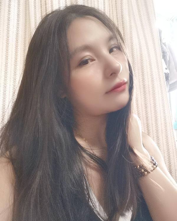 汉口火车站妹子