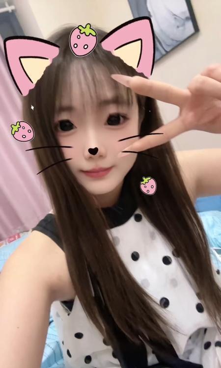 超嫩三点粉小妹妹