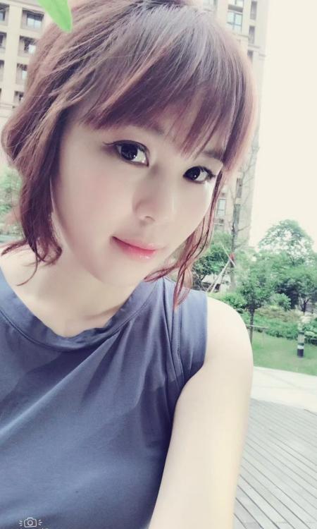 喷潮小骚妇七喜