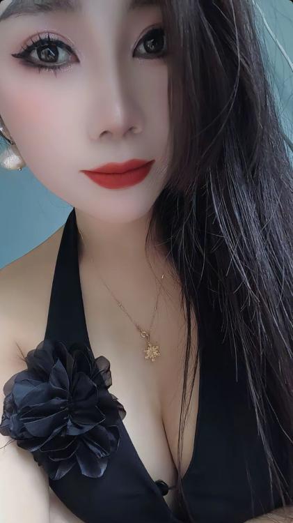 杨园南路大臀白老师