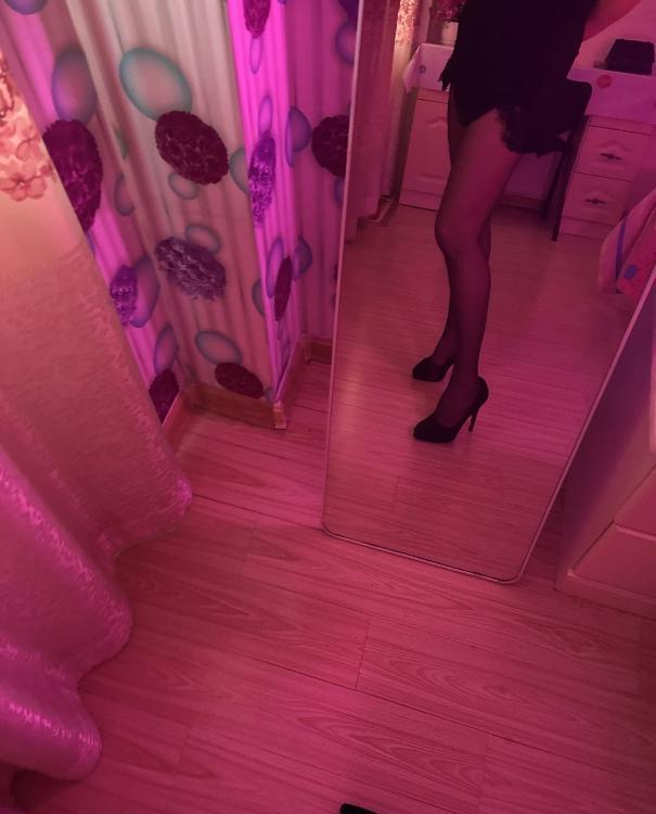 东北黑丝大长腿