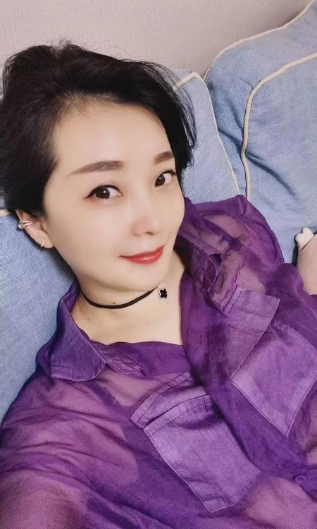 市中心服务控婉柔