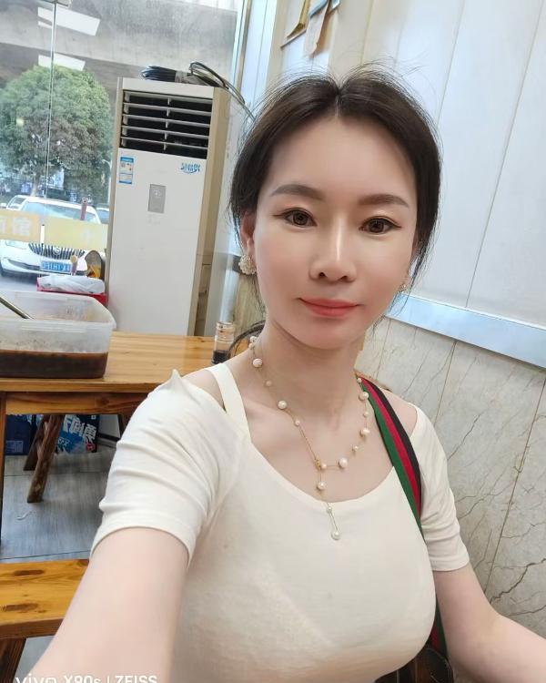 南京泰冯路张静