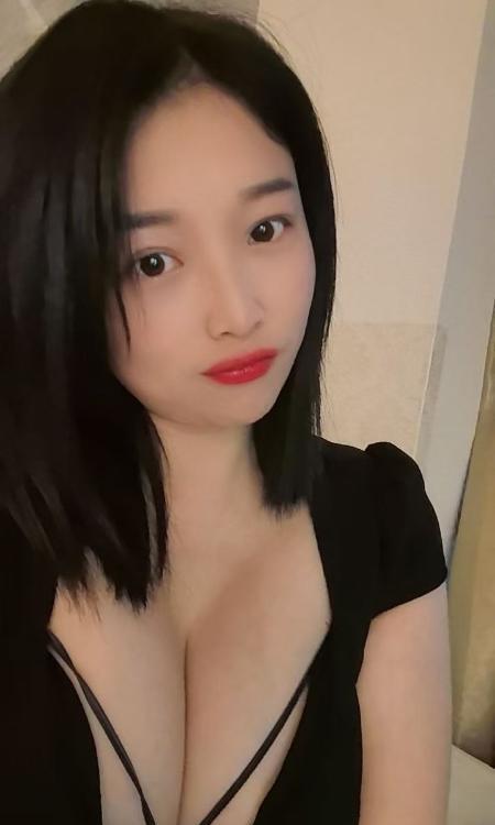 东郊骚货大胸少妇