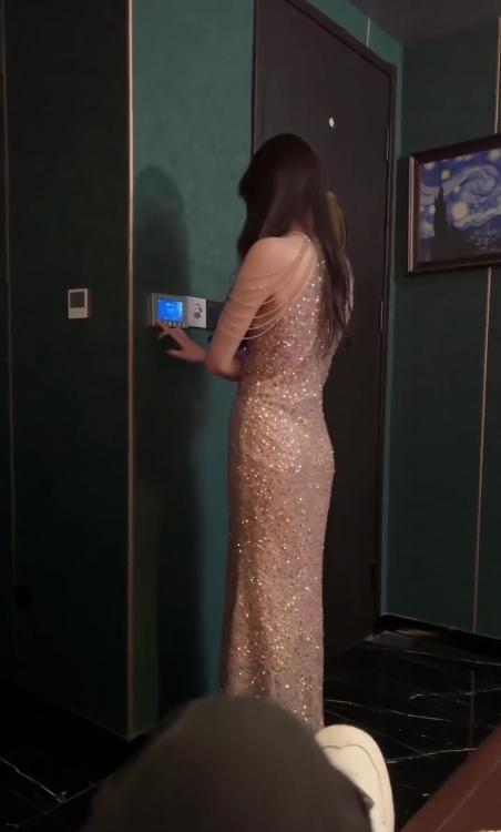 高端尤物粉嫩莞式