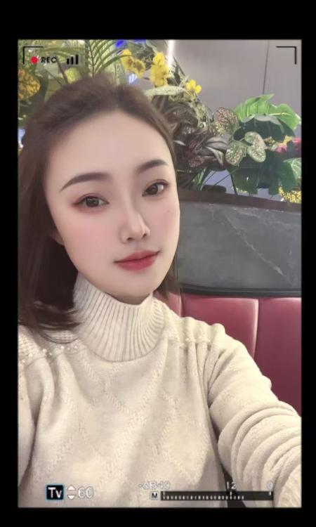 翘臀大长腿小星