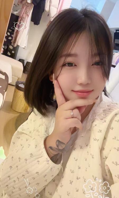 短发波霸兼职妹妹