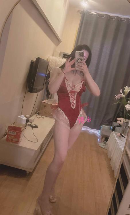 南门大胸小御姐诗雨