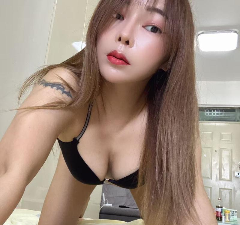 南山性感颜值美女姐姐