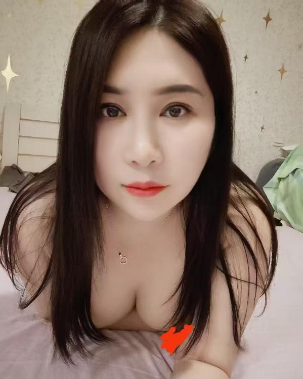 骚劲十足的小川妹子