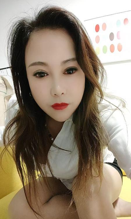 角门西大胸熟女