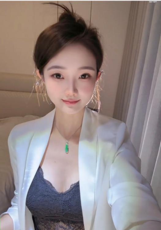 口碑还不错的妹子