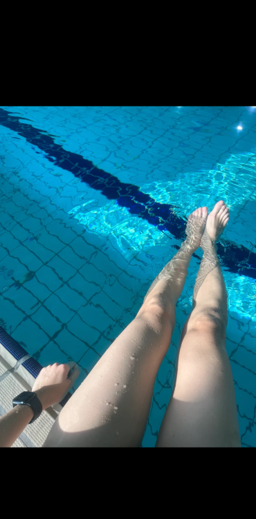 上城欲女服务系老师