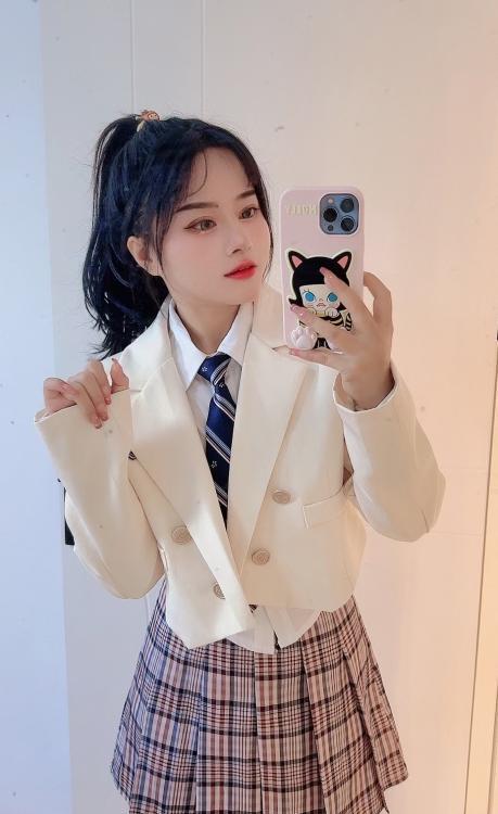 JK制服软妹子