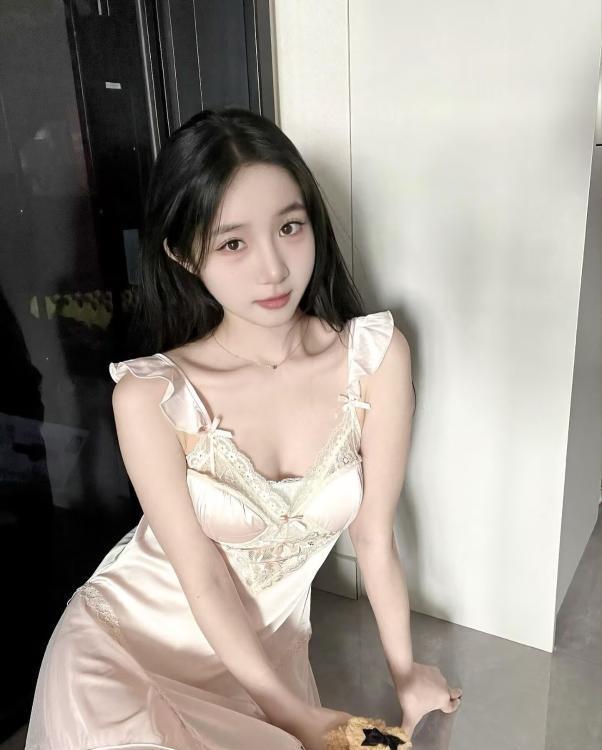 清纯邻家小妹妹